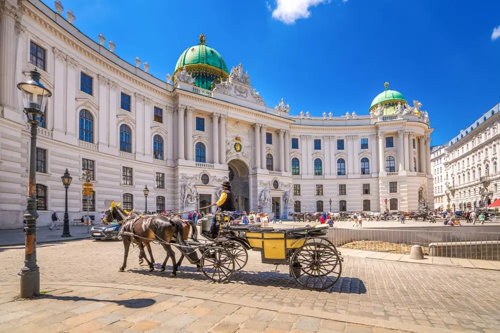 Fiacre,,Hofburg,,Vienna,